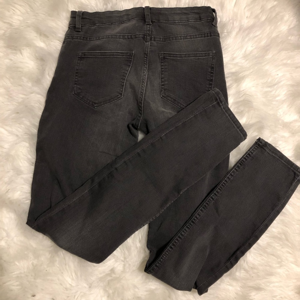 Gray washed jeans